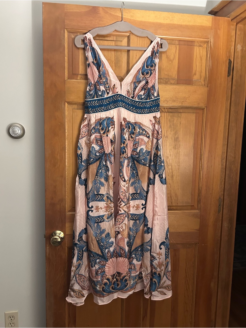FARM Rio Blush Maxi Dress with Teal Paisley Accents - Picture 2 of 2